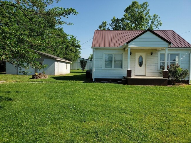Building Photo - 2511 Irvine Rd