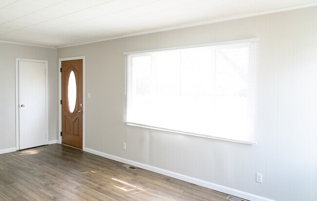 Foto del edificio - 2373 Vale Dr