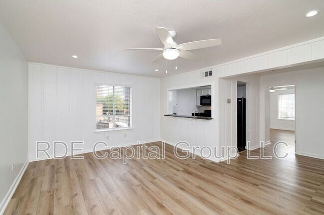 Foto del edificio - 2816 Throckmorton St