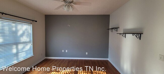 Building Photo - 4 br, 3 bath House - 1401 Oakhall Trace