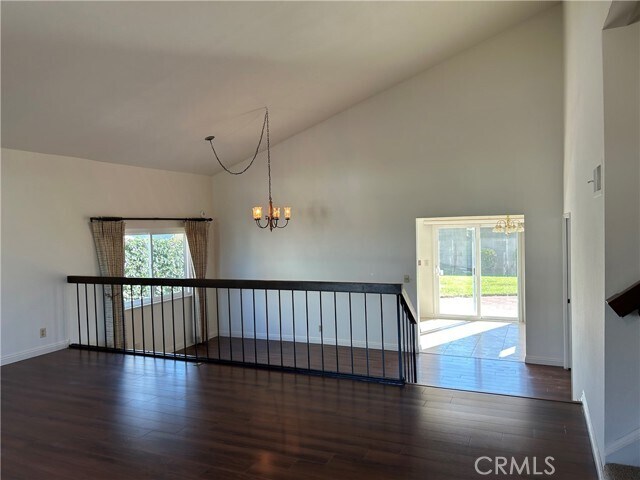 Foto del edificio - 2332 W 233rd St