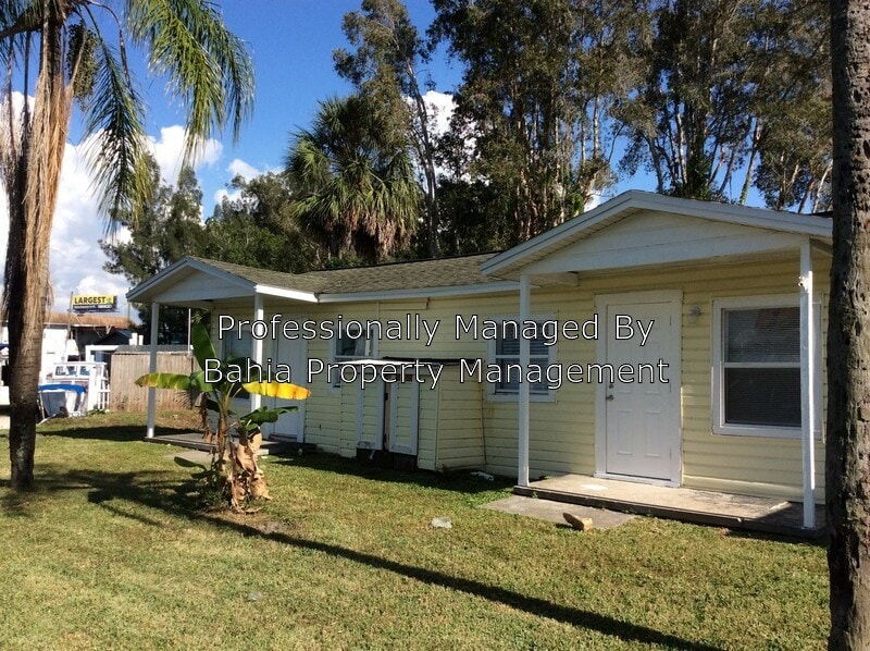 Primary Photo - 8917 Rocky Creek Dr