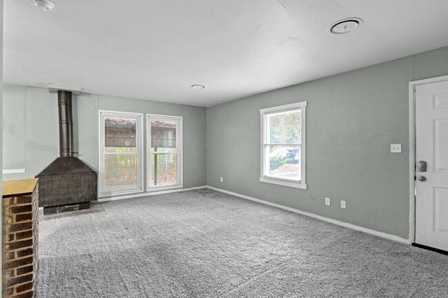 Foto del edificio - 2226 Raleigh Dr