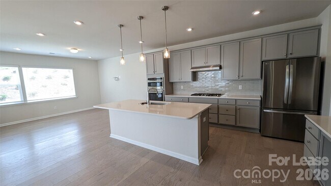 Foto del edificio - 1276 Brawley School Rd