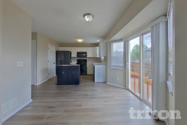 Building Photo - 5119 Chaise Dr