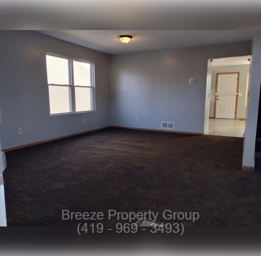 Primary Photo - 205 W Chalmers Ave