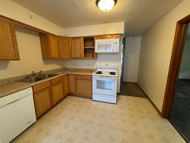 Building Photo - 509 S State St