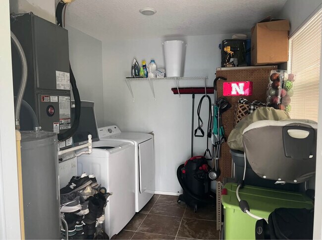 Foto del edificio - 1212 Doris Ave