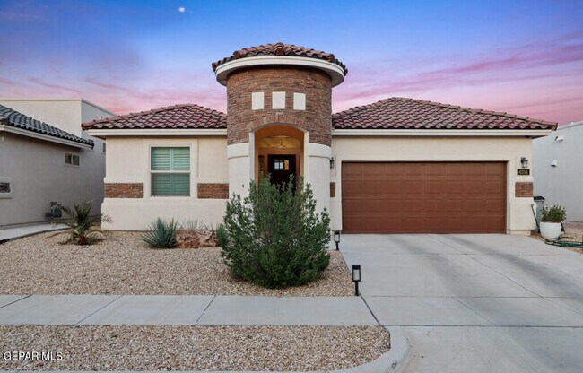 Building Photo - 4556 Marisabel Azcarate St