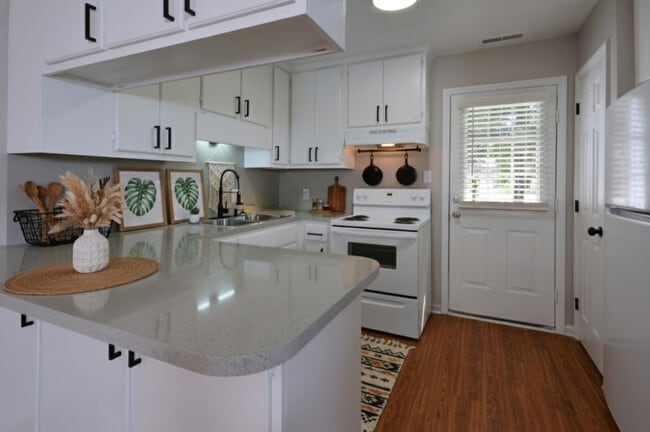 Edgewood Apartments in Burner, NC - Edgewood Apartments