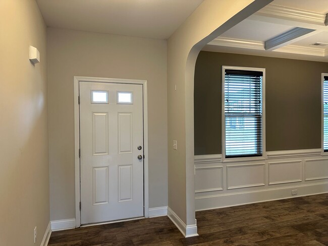 Building Photo - Spectacular 4 Bedroom, 2.5 Bath Home in Grays Creek!