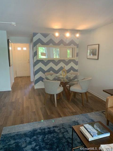 Foto del edificio - 35-1435 Bedford St