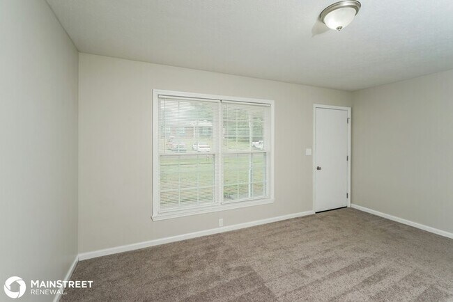 Building Photo - 11004 THUNDER DR, LOUISVILLE, KY 40272