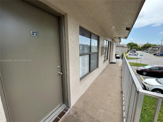 Foto del edificio - 15332 SW 72nd St
