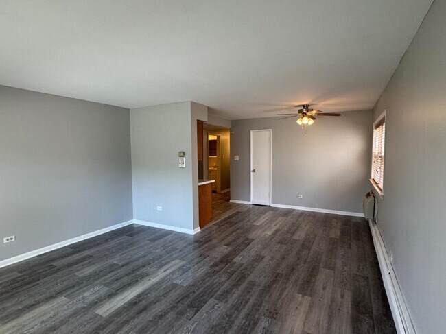 Foto del edificio - 1 bedroom in OAK LAWN IL 60453