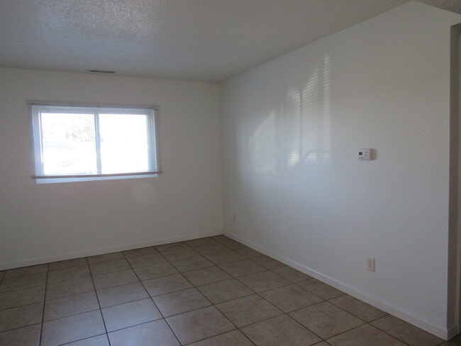 Building Photo - 4004 25th St