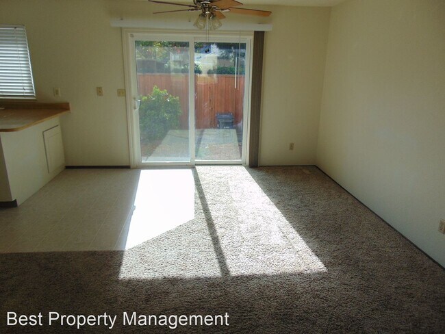 Building Photo - 3 br, 1.5 bath House - 3647 Carrigan Common