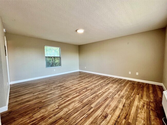 Foto del edificio - 701 W Sycamore St