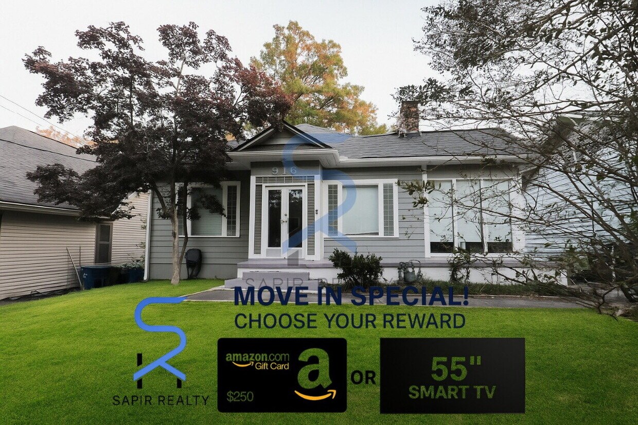 Foto principal - 916 Greenwood Ave NE