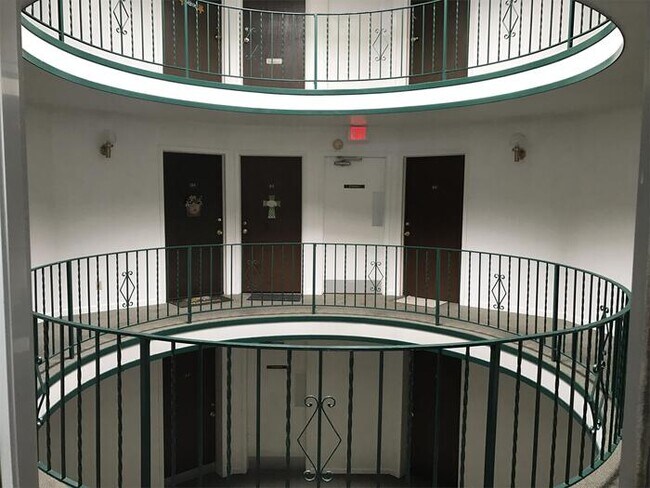Foto del edificio - Apartment in West-Central Peoria