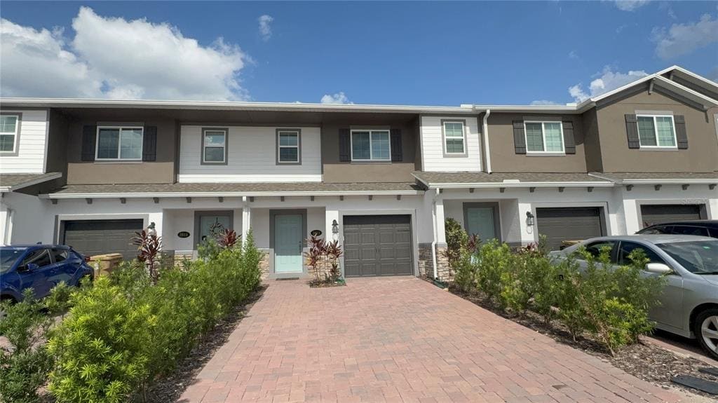 Foto principal - 2811 Narcoossee Cmns Wy