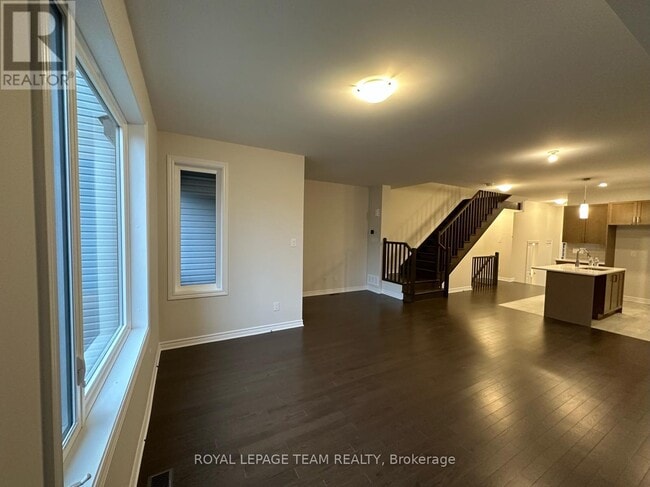 Building Photo - 28 Atop Ln