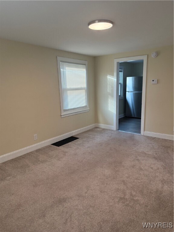 Foto del edificio - 189 Fowler Ave