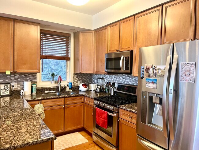 Cocina - 817 N Bishop St