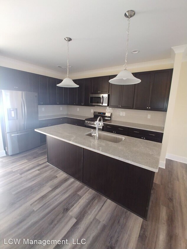 Foto principal - 1767 Welden Village Ave