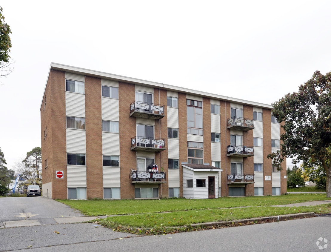 407 Hazel St, Waterloo, ON N2L 3P7 Apartments 407 Hazel St Waterloo