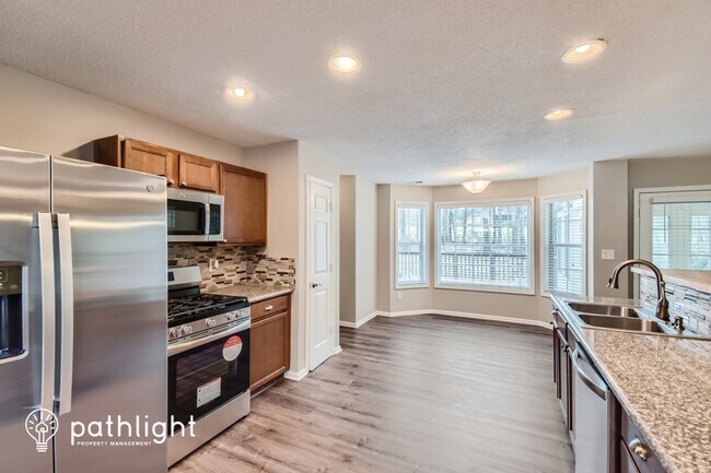 Building Photo - 407 Emerald Trce, Jonesboro, GA, 30236