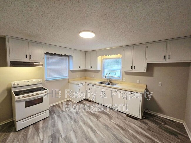 Foto del edificio - 1028 E Hanover Rd