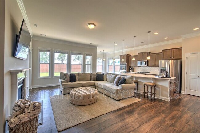 Foto del edificio - 426 Linfield Ct