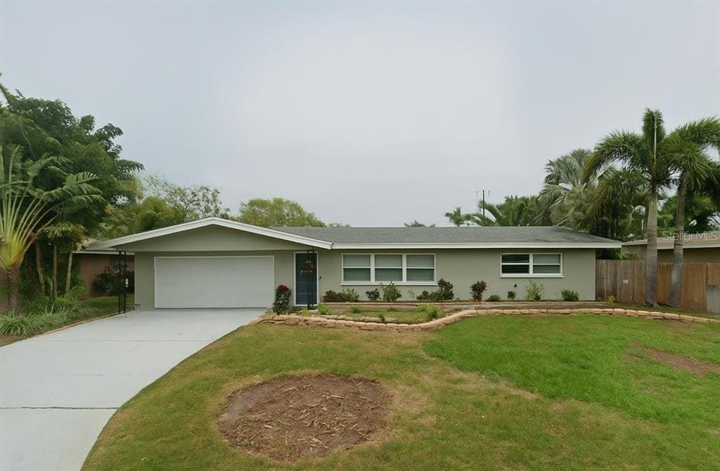 Primary Photo - 2111 Conifer Ave