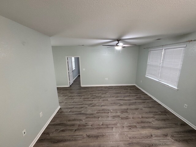 Building Photo - 3937 Trenwith Ln