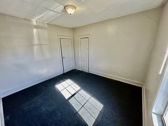 Foto del edificio - 424 S Johnston Ave