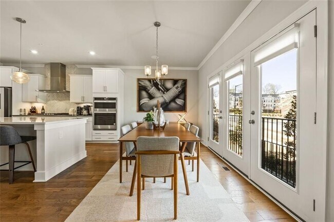 Foto del edificio - 2145 Burnside Dr NW