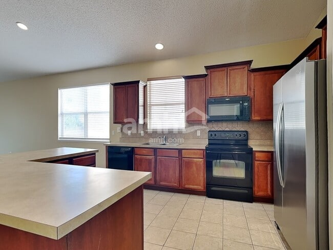 Building Photo - 2821 Sand Arbor Cir