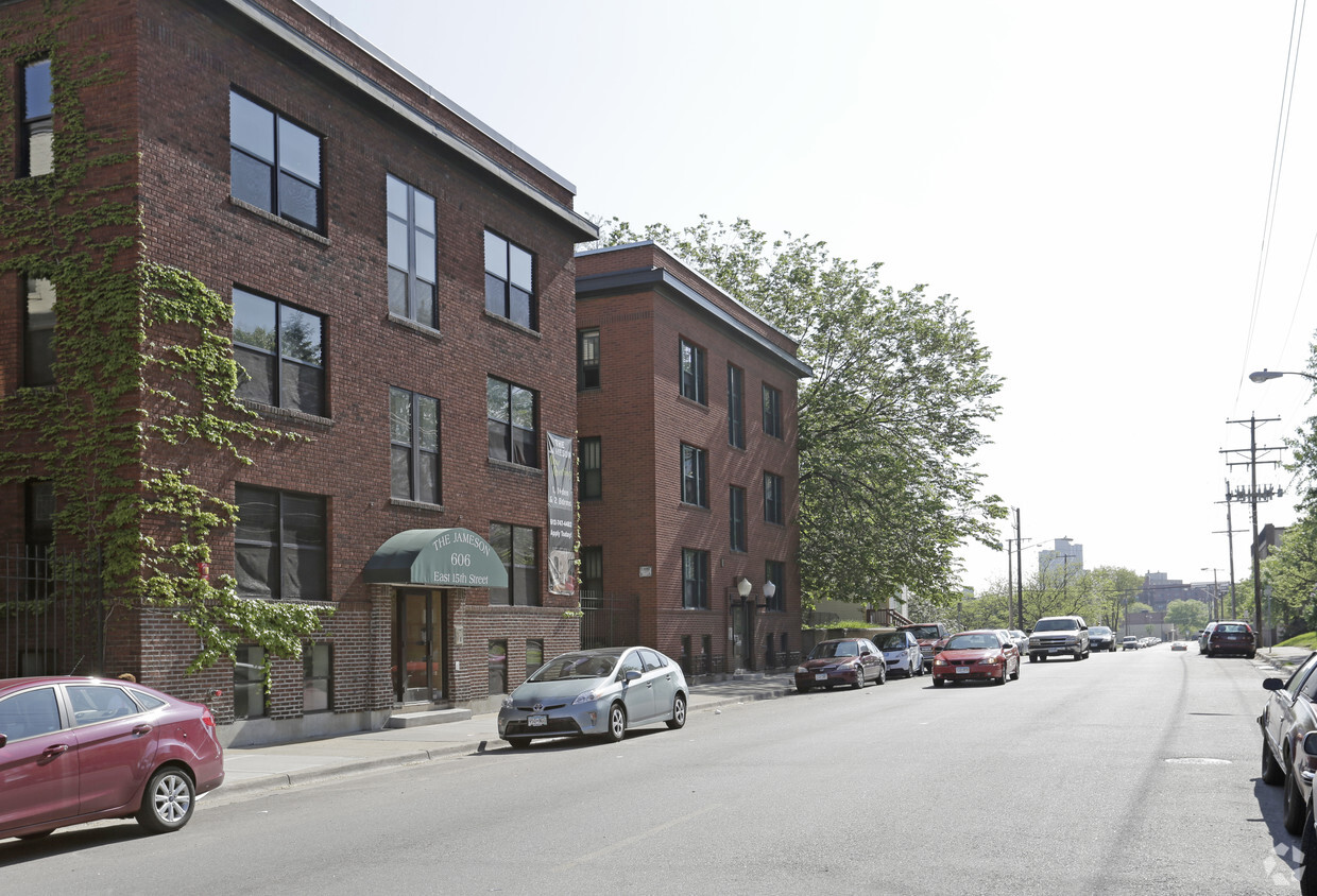 Foto del edificio - Elliot Park Commons