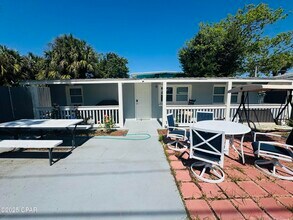 Building Photo - 203 Coronado Pl