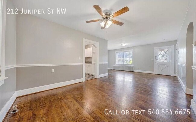 Foto del edificio - 212 Juniper St NW