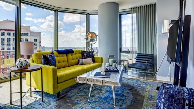 Foto del edificio - 1 br, 1 bath  - 1131 S State #2405