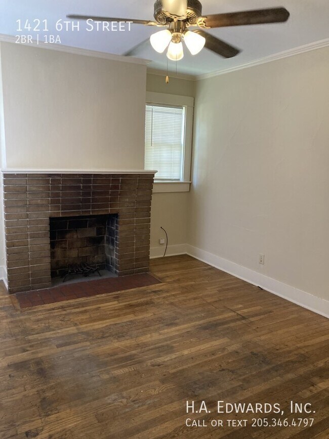 Building Photo - 1421 6th Street