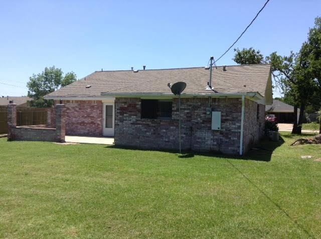 Building Photo - 3900 Windwood Cir