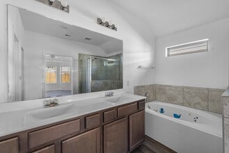 Building Photo - 15918 Tug Ct