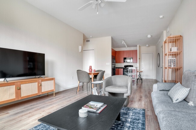 Building Photo - 3210 Esperanza Crossing