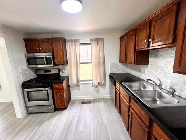 Foto del edificio - 5736 S Quincy Pl