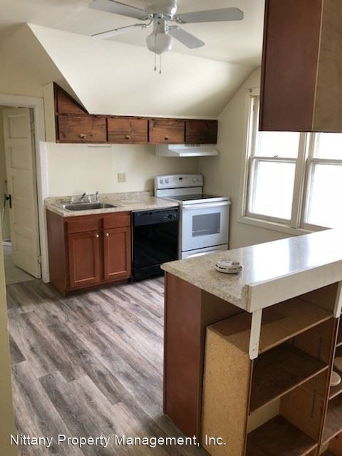 Building Photo - 3 br, 1 bath House - 213-3 E. Park Avenue