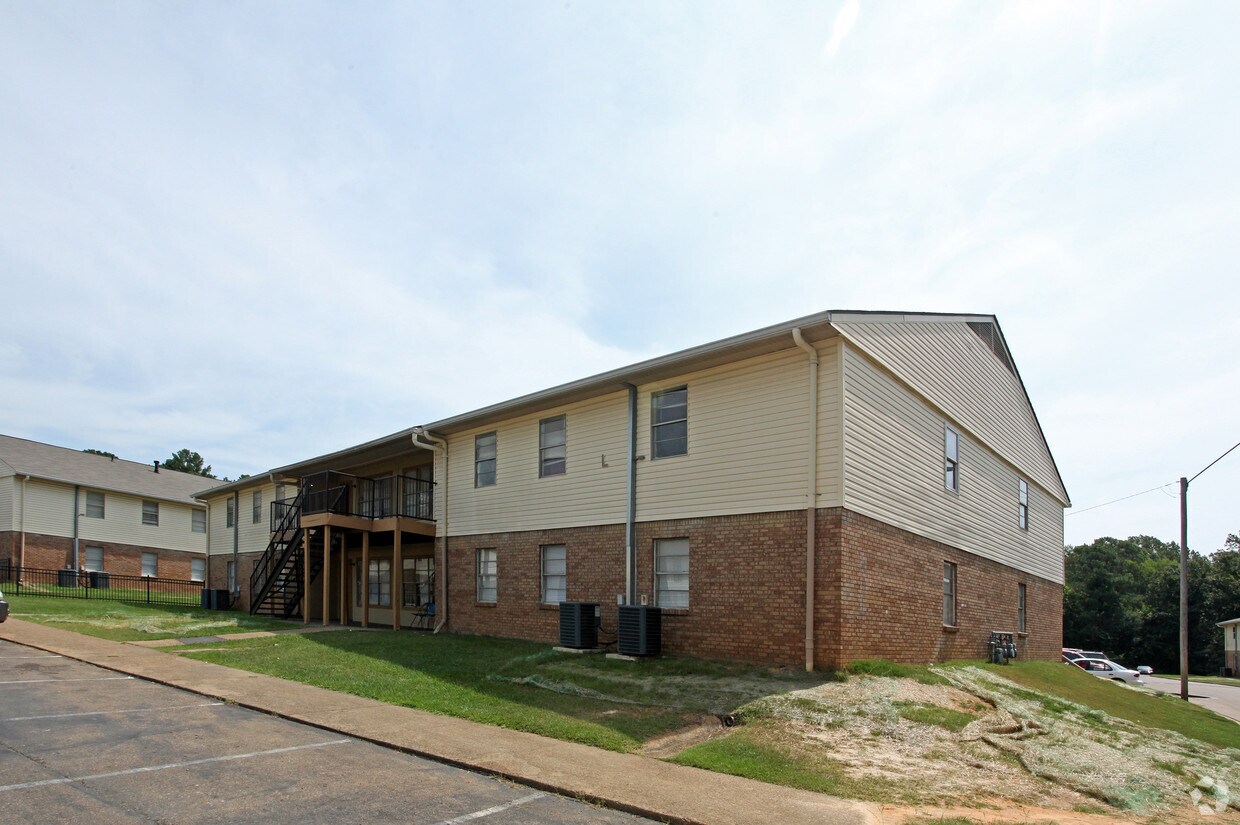 Pine Ridge Gardens Apartments Jackson, MS