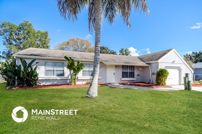 Building Photo - 353 SW Belmont Cir